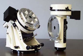 Model 900 GTO Mount Head Taken Down for Travel; East side of R.A. Axis at left, Declination Axis at right. Shown without Counterweight shaft or optional Mounting Plate or Saddle (53,162 bytes).