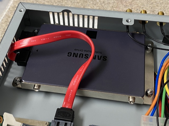 CEUS PC Samsung SSD drive