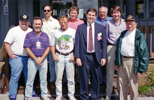 M. Cohen at CCAFS Hangar with WFPC2 Oct. 1993 (133,874 bytes)