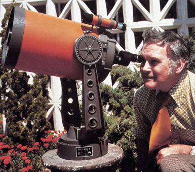 Tom Johnson with Celestron C-8 telescope (154,993 bytes)