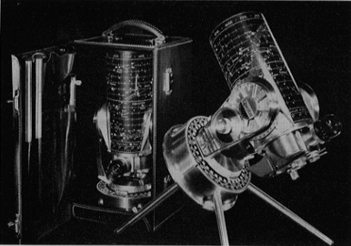 Questar Standard Telescope of 1956 in Case, and in Pole Align tabletop tripod (84,404 bytes)