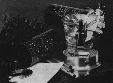 Questar Standard telescope of 1956 on tabletop, Soalr Filter and Dew Shield at left (59,059 bytes)