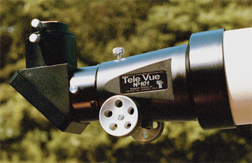 TeleVue NP101 Apo Telescope focuser (104,994  bytes)